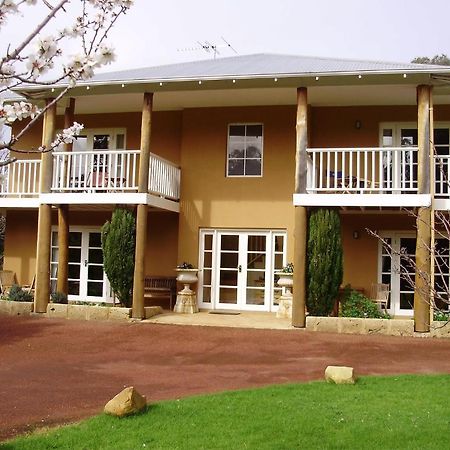 קוואראמופ Erravilla Country Estate Spa Suite Accommodation מראה חיצוני תמונה