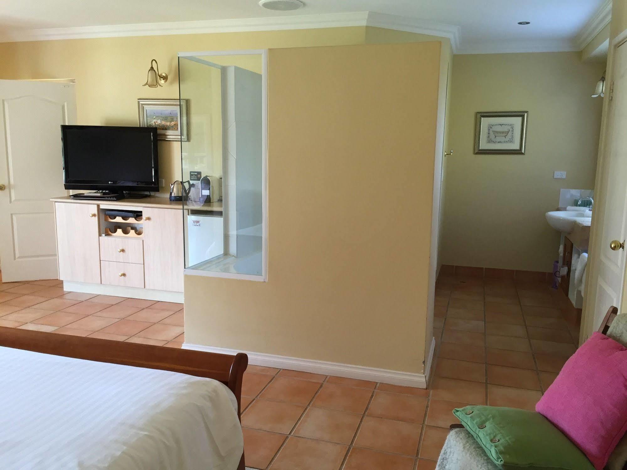 קוואראמופ Erravilla Country Estate Spa Suite Accommodation מראה חיצוני תמונה